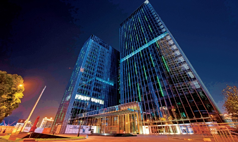 ​   江北国画金融中心：地理与配套的双重优势，助力企业抢占发展先机